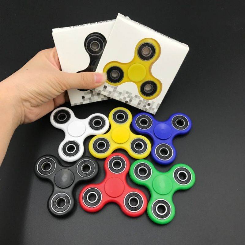 Fidget spinner, 10 stk, fraktfri levering